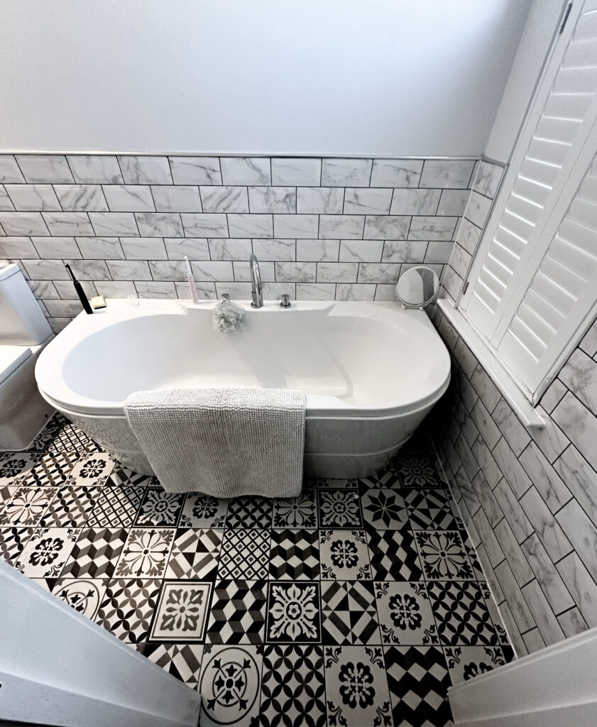 Bathroom Fitting Northampton 29-03-2024, 16 53 49